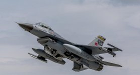 EUROFIGHTER TYPHOON VS F-16