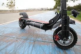 Hidrojen bataryalı scooter 5 dakikalık şarjla 600 km gidecek