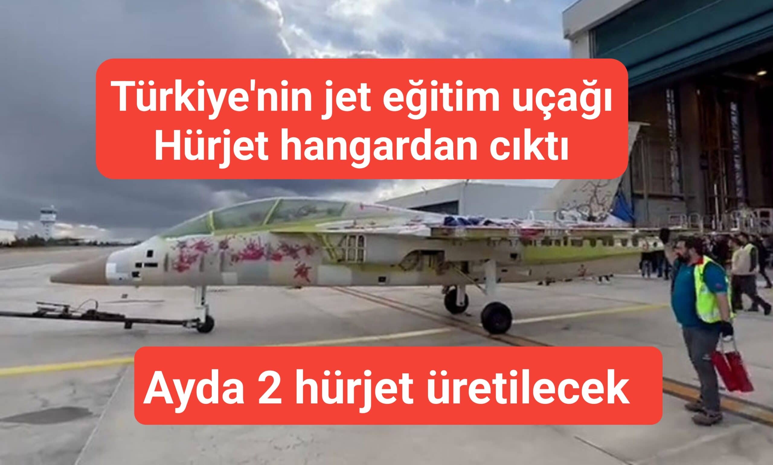 Türkiye'nin jet eğitim uçağı Hürjet hangardan cıktı